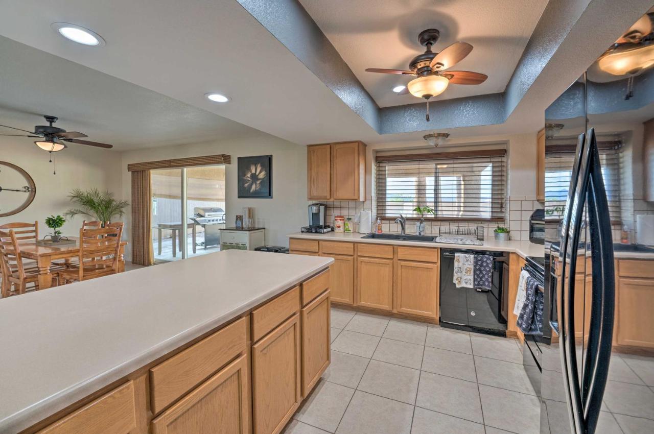 Lake Havasu City Oasis With Pool, 2 Mi To Downtown Exterior photo