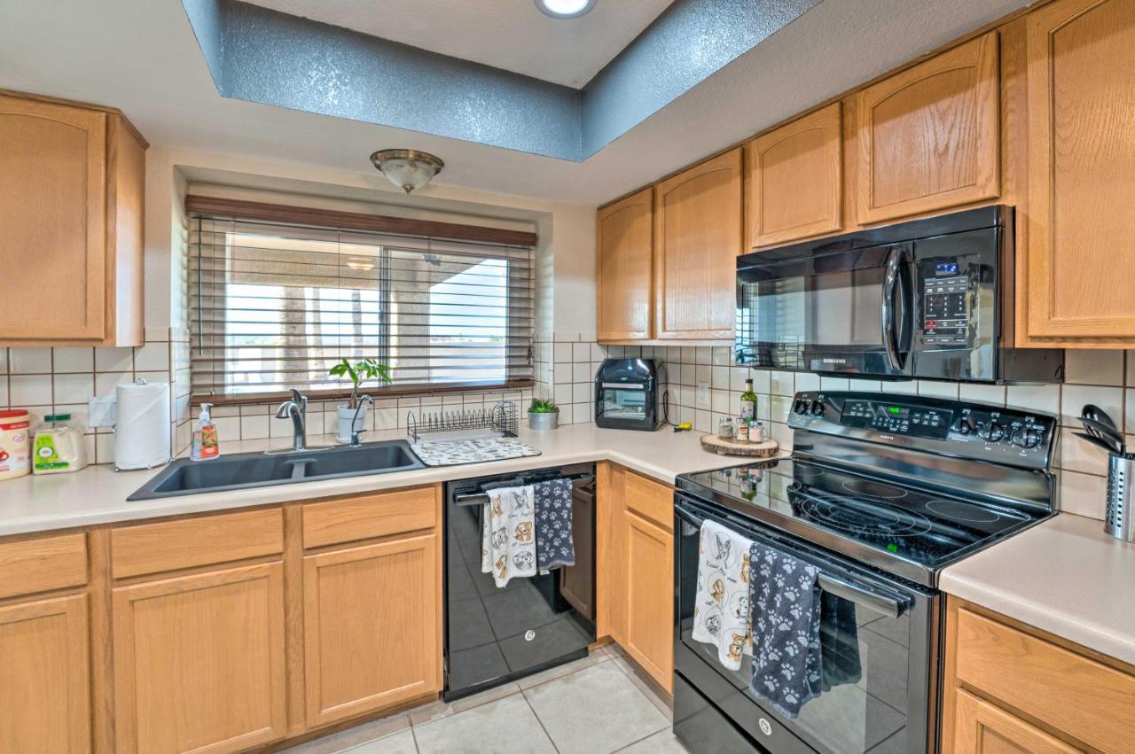 Lake Havasu City Oasis With Pool, 2 Mi To Downtown Exterior photo